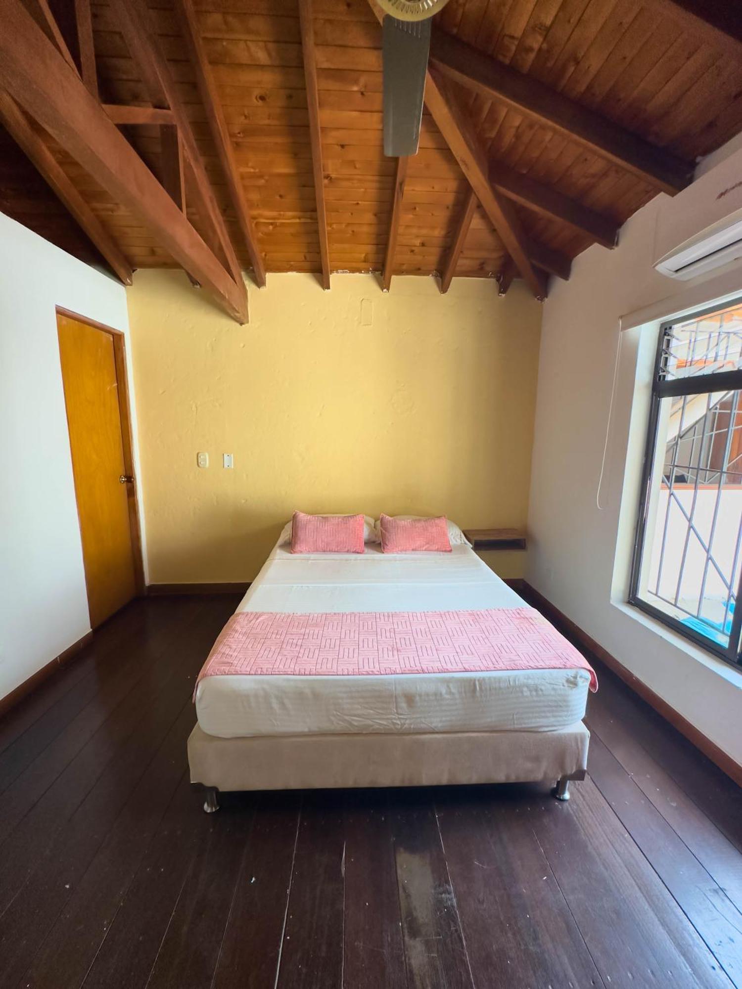 Encomendero Hotel -Centro Historico- 산타페 데 안티오키아 외부 사진
